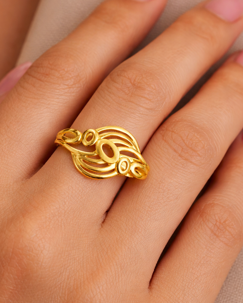 9K Modern Swirl / Wave Design Ring