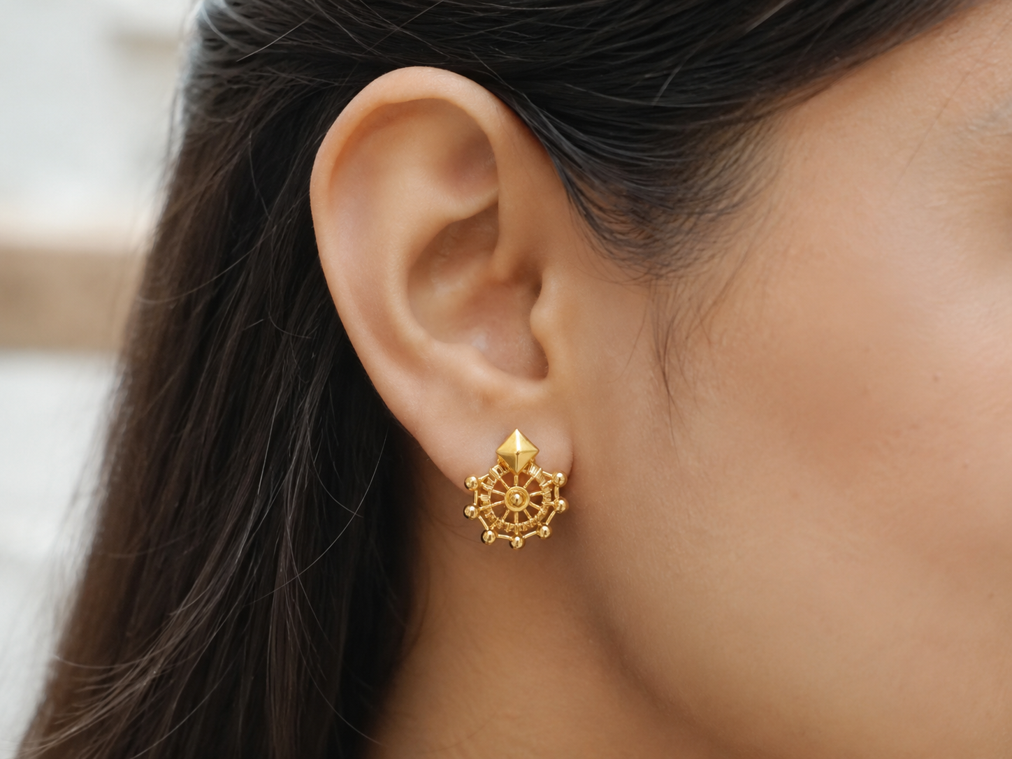 9K Golden Wheel Star Stud Earrings