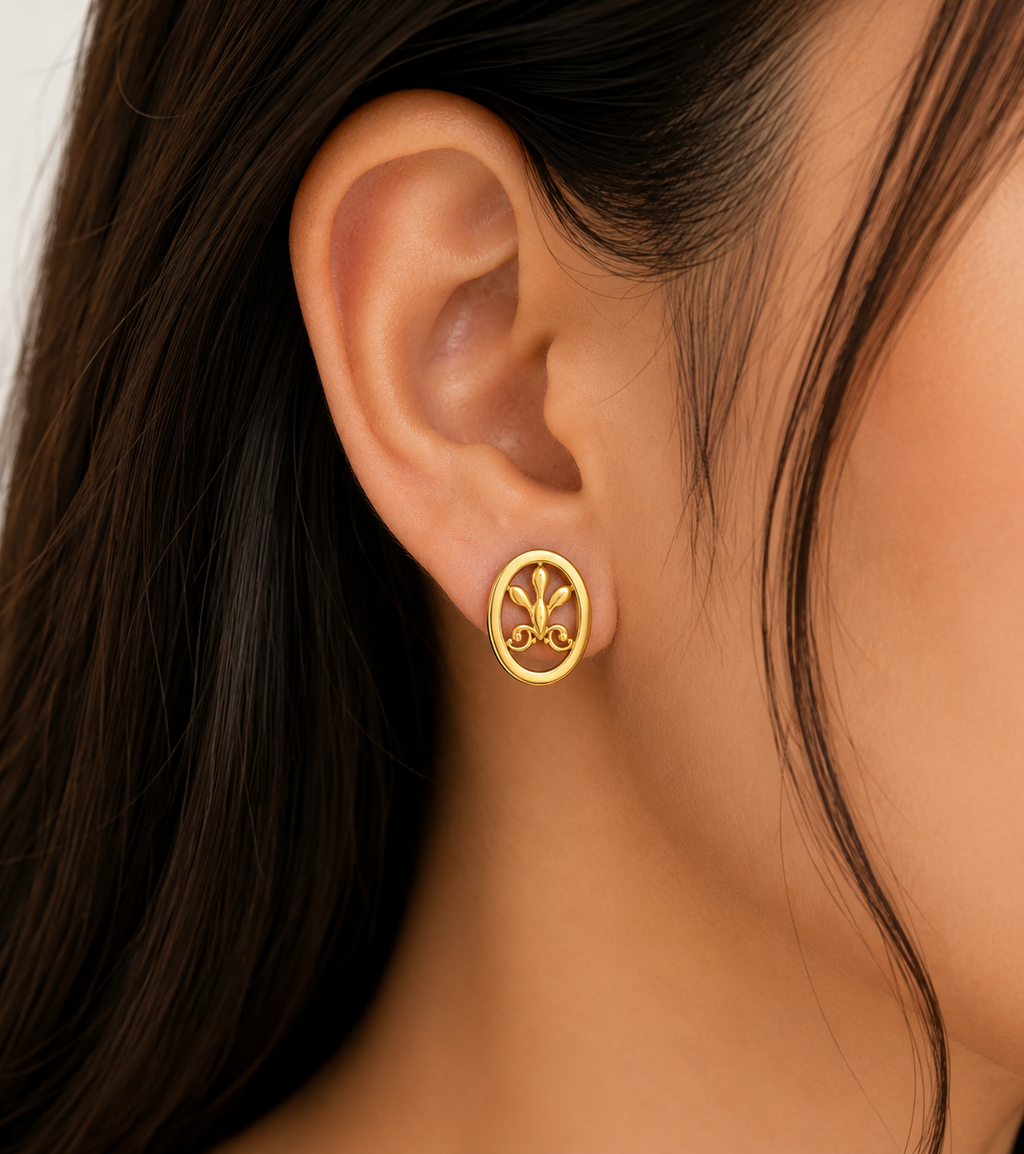 9K Oval Fleur-de-lis Gold Stud Earring