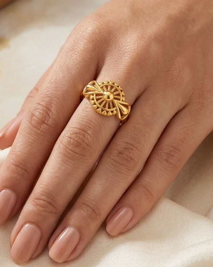 9K Vintage Bow Sunburst Ring