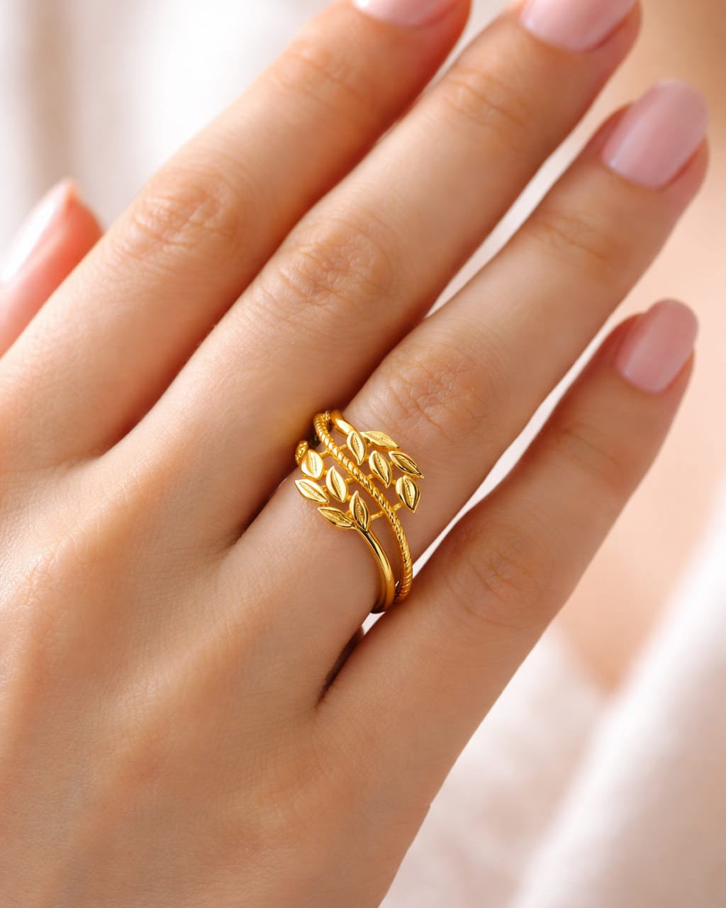 9K Laurel Leaf bypass Ring