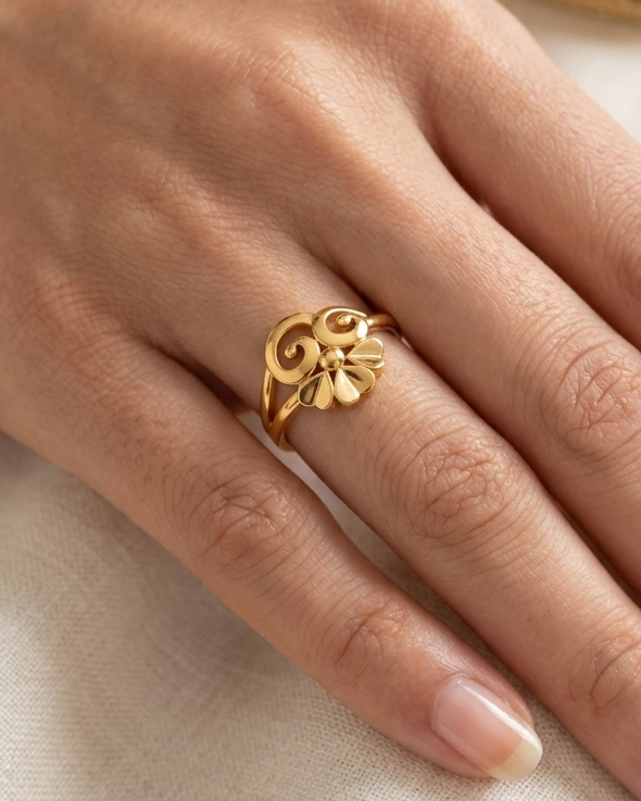 9K Floral Filigree Scroll Ring
