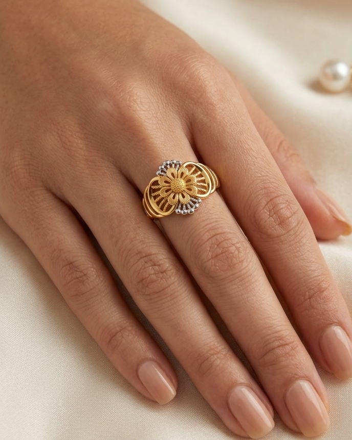 9K Floral Radiance Filigree Ring