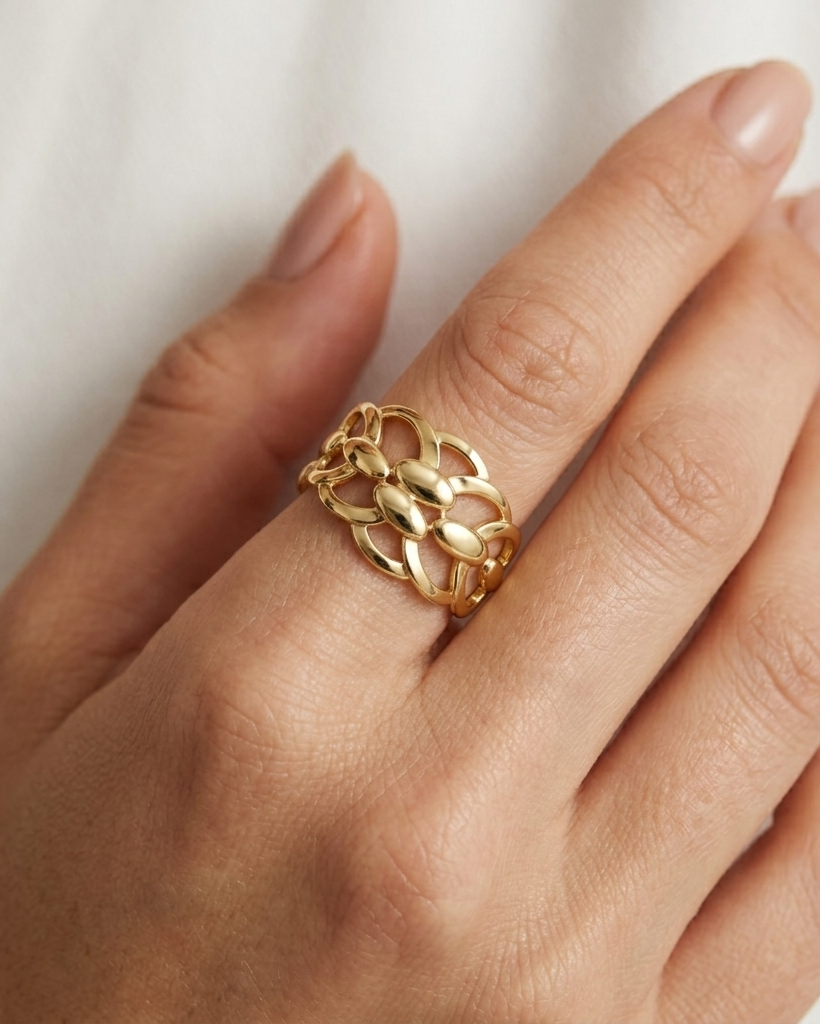 9K Triple Row Interlocking Oval Band Ring