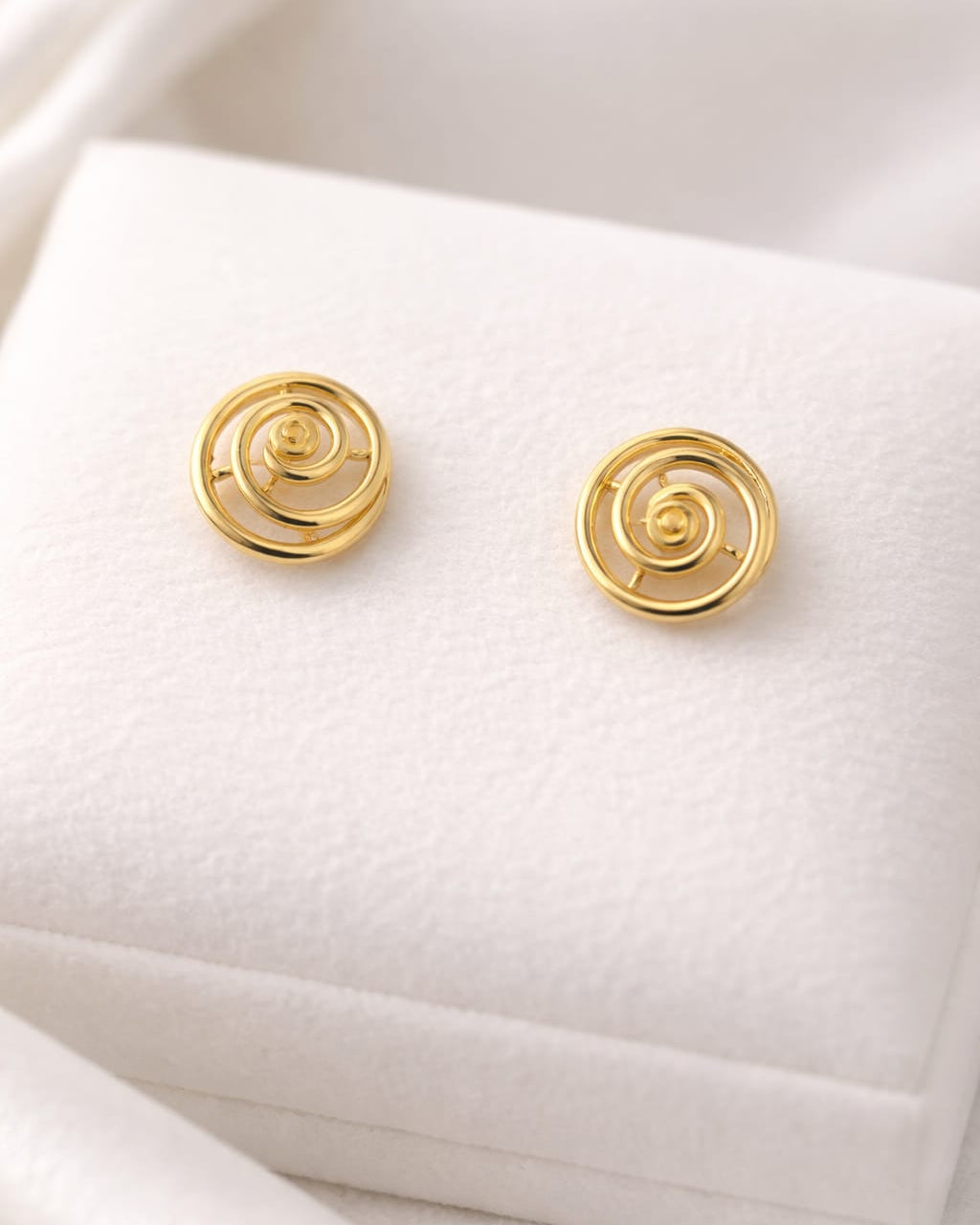 9k Golden Spiral Stud Earrings